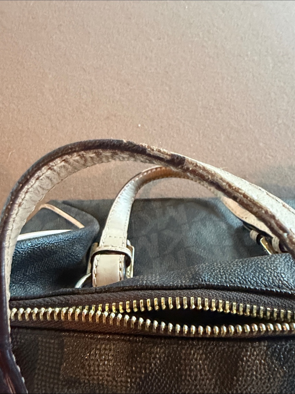Michael Kors Brown Logo Shoulder Bag with Tan Handles - Picture 5 of 6